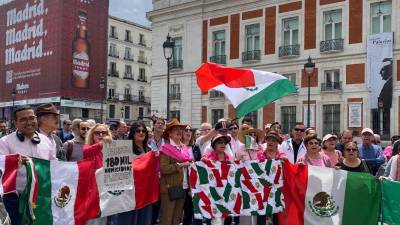 Mexicanos en el extranjero salieron a marchar durante la Marea Rosa. Compartieron fotos y videos a través de redes sociales, donde se observan movimientos en Madrid y Barcelona, España, además de Londres, Inglaterra.