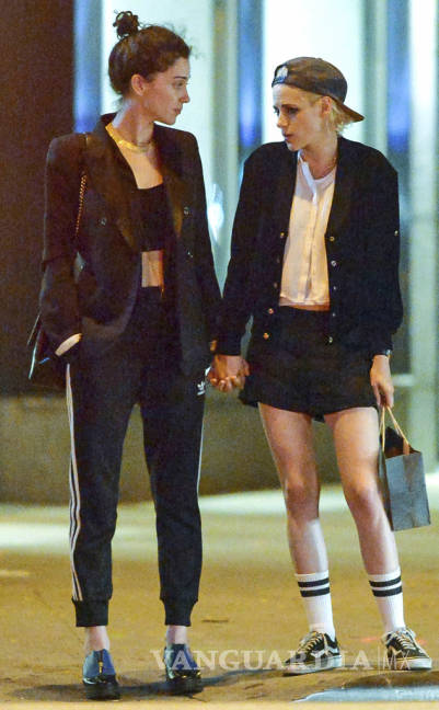 $!Captan a Kristen Stewart y a la ex de Cara Delevingne