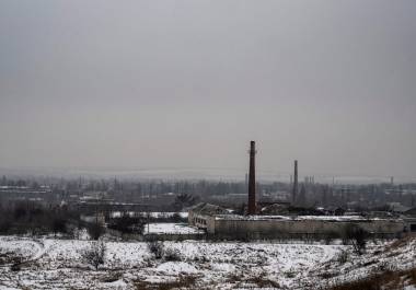 La región del Donbás en Ucrania, donde los combates continúan, es el territorio propuesto para “Donnyland”, un concepto que busca atraer el apoyo del expresidente Trump para un acuerdo de paz.