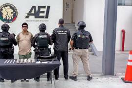 Autoridades detuvieron a Jesús ‘N’, generador de violencia para una organización criminal, en posesión de drogas, dinero y dispositivos móviles.