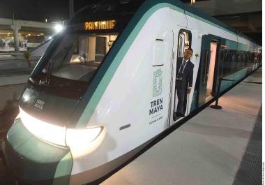 Es un servicio de transporte meramente turístico y “de lujo” cuyos usuarios debieran pagar el costo del boleto en su totalidad, planteó.