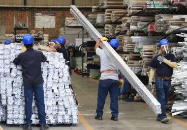 El Índice Nacional de Precios Productor agrupa los precios de los insumos para la producción de las empresas de los tres sectores económicos (agro, industria, servicios).