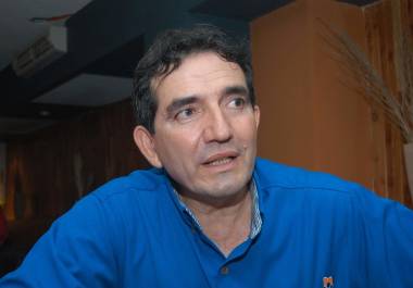 A diferencia de la gestión de Alejandro Gertz en la FGR, que señaló la probable responsabilidad de funcionarios de la Fiscalía estatal en el montaje del asesinato de Cuén (foto), la de Ernestina Godoy sólo apunta a Corrales.