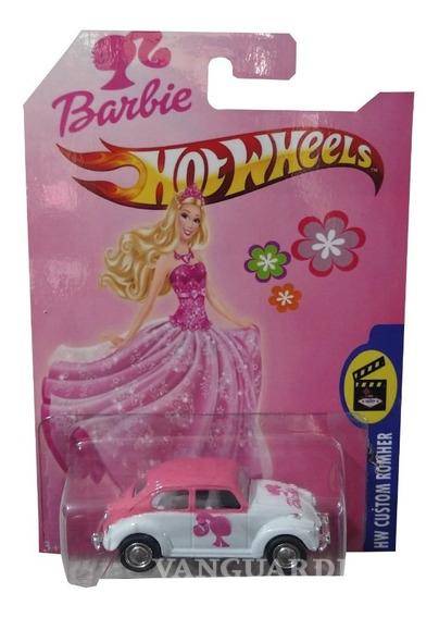 $!¿Lo has visto? Captan en las calles de Saltillo al ‘Barbie Beetle’