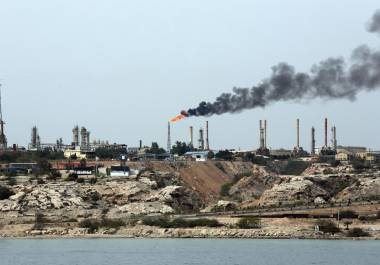 Imagen de archivo de la isla de Karg. El Ejército iraní aseguró que destruirá “toda la infraestructura petrolera, económica y energética relacionada con Estados Unidos” en Oriente Medio.