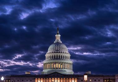 El frenazo de la producción, provocada por el cierre de numerosas agencias y oficinas federales, tendrá un gran peso en la desaceleración económica del país. FOTO: