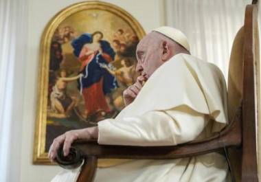 La condición del Papa era estable y había mostrado una “ligera mejoría” en análisis de sangre recientes, según el Vaticano.