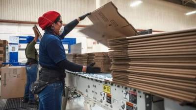 Las actividades económicas del sector terciario (comercio, servicios y relacionados) en noviembre tuvieron un moderado aumento con respecto al año pasado.