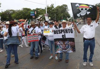 Tras las agresiones registradas durante ‘Marcha de la Generación Z’ en el Zócalo de la Ciudad de México, al exterior del Palacio Nacional, el partido Morena emitió un comunicado donde dio a conocer su posicionamiento.