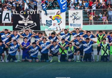 Saltillo Soccer remontó ante Cefor Pachuca SLP y avanzó a Octavos de Final de la Liga TDP MX, mientras T-Rex de Ramos Arizpe quedó eliminado en penales.