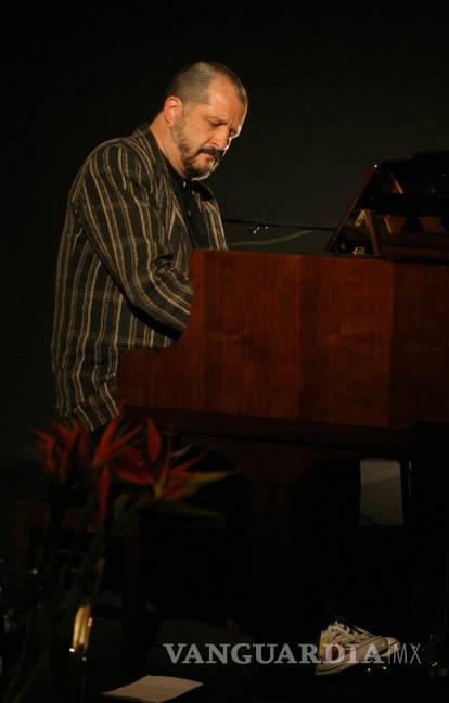 $!Rinden tributo a Eugenio Toussaint con catálogo de jazz