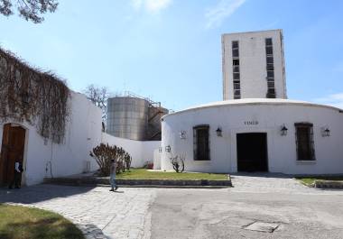 Casa Madero pidió la intervención del Estado en la disputa por el agua, tras acusar que el municipio no intervino en un reciente incendio.