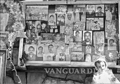 $!Altar dedicado a los 65 mineros fallecidos en Pasta de Conchos
