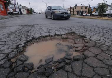 La capital coahuilense se encuentra en el centro del debate, con un aumento significativo en la percepción de baches comparado con el año anterior.