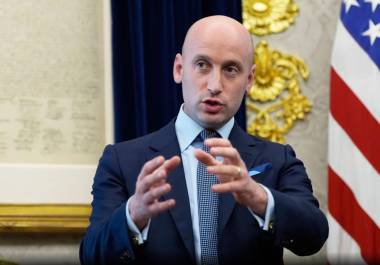 Miller aplaudió la presencia del personal castrense de EU desplegando en la frontera con México