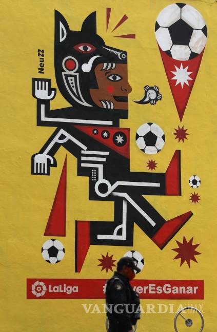 $!México celebra con mural del artista visual contemporáneo Neuz el regreso del fútbol español