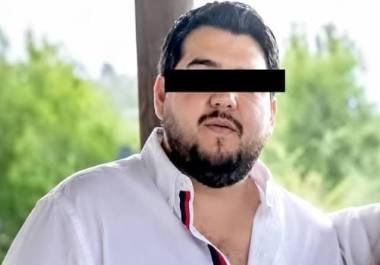 Roberto Blanco Cantú está prófugo, luego de tener otras órdenes de captura.