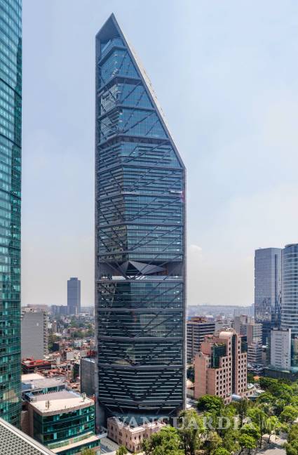 Califican a edificio en Ciudad de México entre los mejores rascacielos del 2018