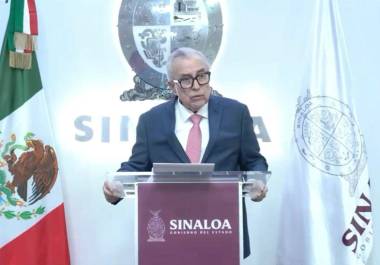 Rubén Rocha Moya, gobernador de Sinaloa, anuncio que pidió licencia temporal ante el Congreso del Estado, luego de los señalamientos de la justicia norteamericana.