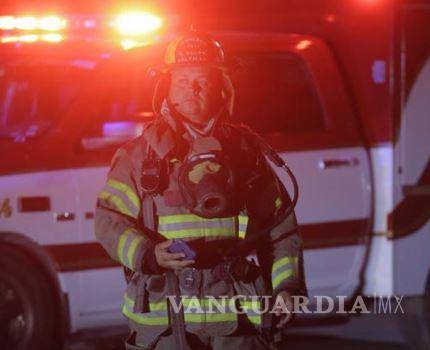 $!Una gran labor de sofocación realizaron los bomberos.