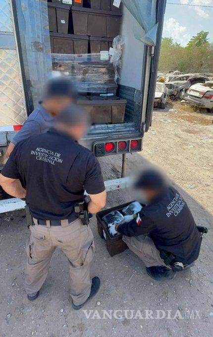 $!El hombre iba a bordo de un tractocamión, cargando dos millones dos mil 541 pastillas de fentanilo