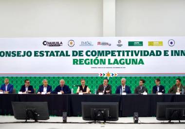 El gobernador Manolo Jiménez Salinas encabezó el Consejo Estatal de Competitividad e Innovación de la Región Laguna, acompañado de alcaldes, líderes empresariales y académicos.