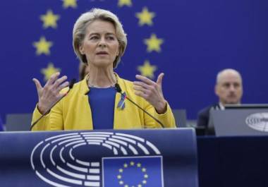 La presidenta de la Comisión Europea, Ursula von der Leyen, dijo que Europa lamenta “profundamente” los aranceles adicionales de Trump al acero y al aluminio.