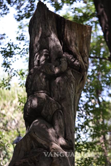 $!En la alameda se encuentran varias obras plásticas de este estilo que interactúan con el ambiente de este espacio público.