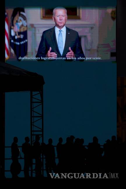 $!El presidente de Estados Unidos Joe Biden da un mensaje por video durante la ceremonia del 200 aniversario de la consumación de independencia en Ciudad de México (México). EFE/Carlos Ramírez
