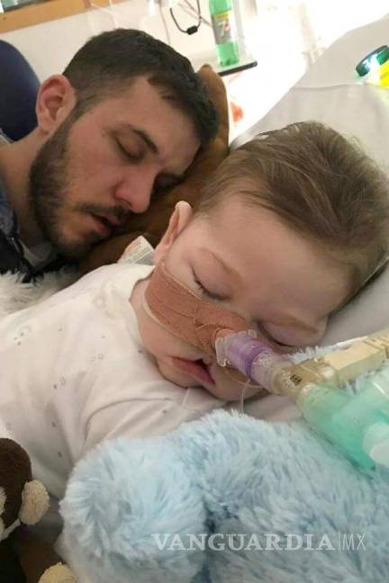 $!Falleció Charlie Gard, bebé que sufría una rara enfermedad y que la Justicia ordenó desconectar