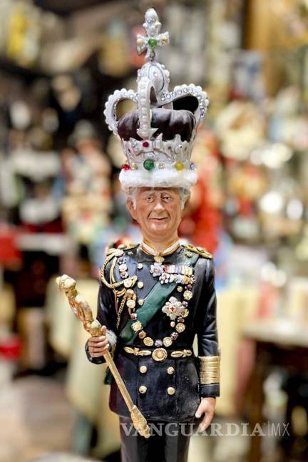 Así inicia el reinado del Carlos III tras una larga espera para ser el monarca británico (fotos)