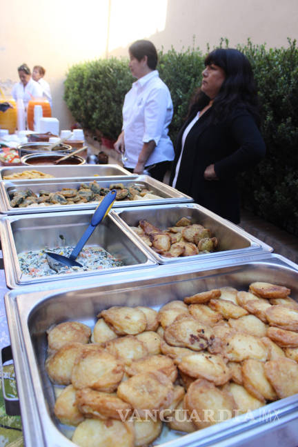 $!Cocinan una sinfonía de sabores en el festival de las cazuelas
