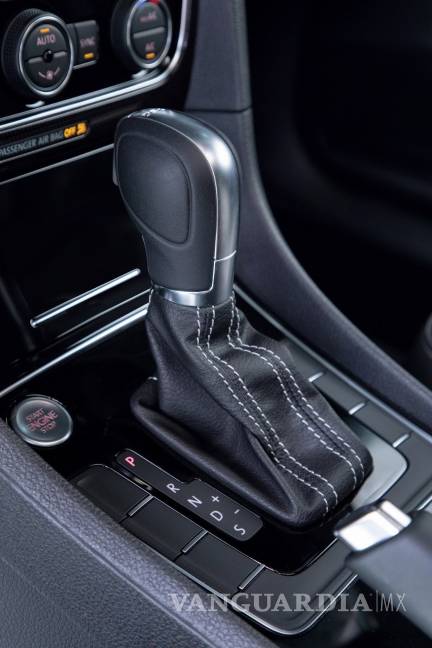 $!Volkswagen Passat GT con nuevo rostro deportivo y motor VR6