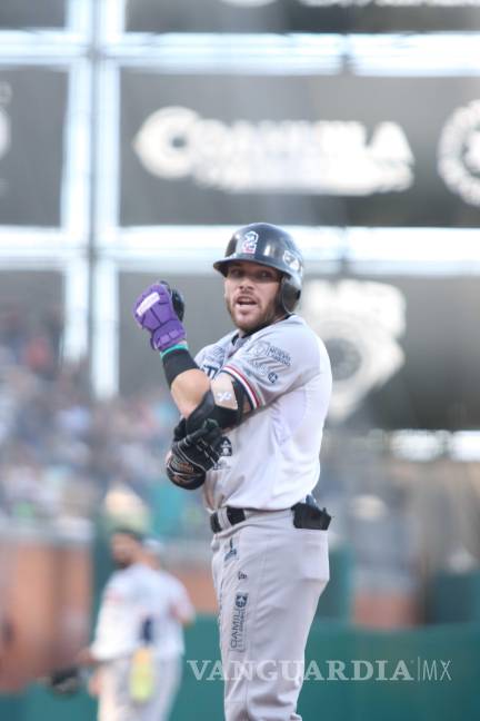 $!Los Tecolotes de los Dos Laredos ganaron 12-9 a los Saraperos de Saltillo este domingo 3 de agosto, para completar la barrida en la serie disputada en el Estadio Francisco I. Madero.