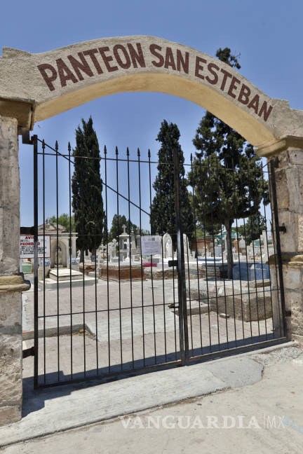 $!No podrán visitar en cementerios de Coahuila a padres muertos
