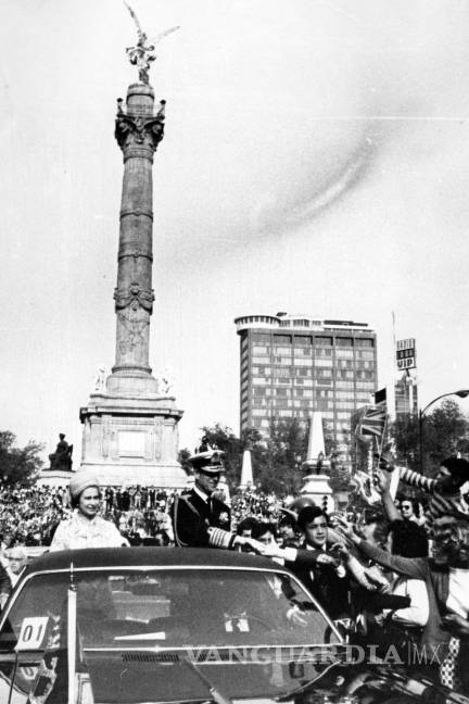 $!En la imagen: La visita de Isabel II a México en 1975. Foto: Archivo