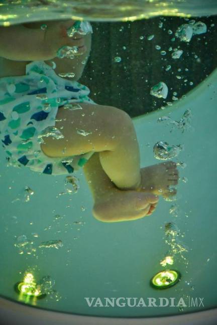 $!Tinas de hidroterapia diseñadas para estimular reflejos naturales y fortalecer la musculatura de los bebés.