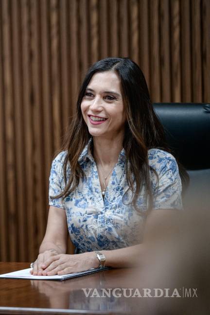 $!Lissette Álvarez Cuéllar exhortó a las y los contribuyentes a acercarse durante julio para aprovechar los estímulos fiscales y ponerse al corriente en sus obligaciones municipales.