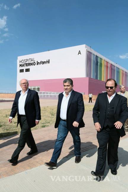 $!Instalan Miguel Riquelme y José Narro Red Coahuilense de Municipios por la Salud; supervisan hospitales