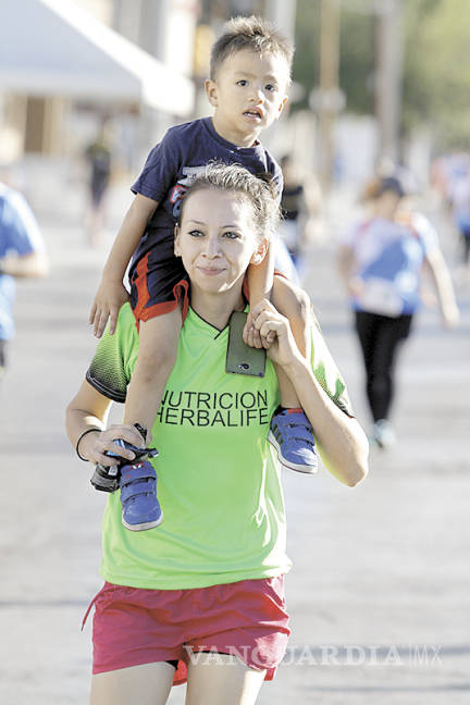 $!Corredores viven una gran fiesta por el Aniversario de Saltillo