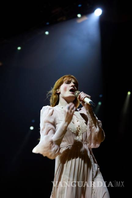 $!Florence and the Machine, liderada por la cantante Florence Welch, en una de sus últimas actuaciones, en marzo de 2019 en Barcelona.
