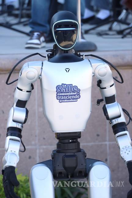 $!El robot humanoide es uno de solo tres existentes en el mundo, lo que posiciona al colegio como referente en innovación educativa.