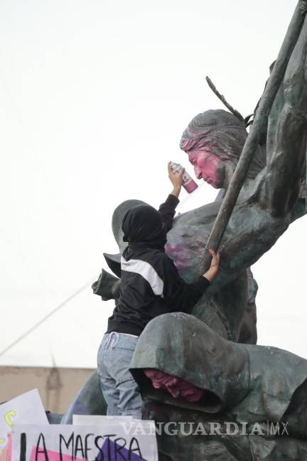 ¡‘Ya basta’! gritan miles de mujeres contra la violencia; un histórico 8M para Saltillo