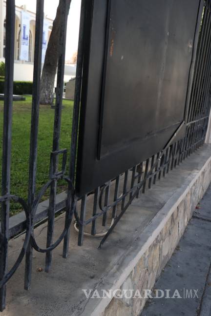 $!En abandono la galería urbana de las rejas del Ateneo Fuente en Saltillo