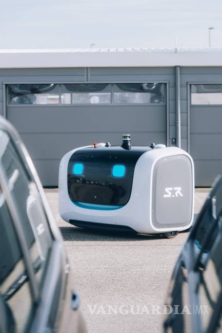 $!¿Te imaginas que un robot estacione tu auto?, “Stan” lo hace por ti