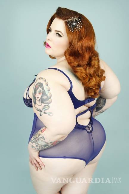 $!Modelo de talla extra grande aparece en portada de Cosmopolitan, surge polémica