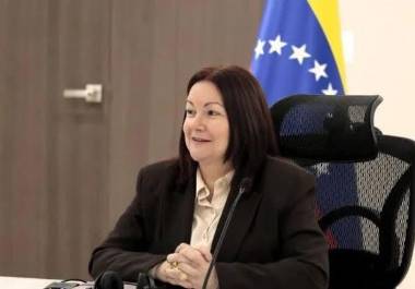 En la oferta se incluyen yacimientos de petróleo liviano y proyectos de gas natural, en un intento por proyectar estabilidad