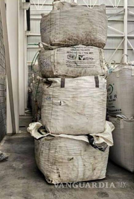 Robo de carga a trailero en la carretera Mty-Saltillo lleva a cateo de bodega, en NL