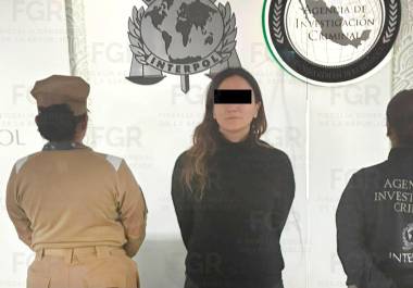 Gilda Susana Lozoya Austin fue detenida en el AICM por agentes de la FGR; es investigada por presuntas operaciones con recursos de procedencia ilícita.