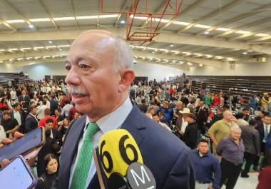 Óscar Pimentel González, secretario de Gobierno, afirmó que en Coahuila no se suspendieron clases ni actividades, y destacó el reforzamiento de la vigilancia en coordinación con fuerzas federales.